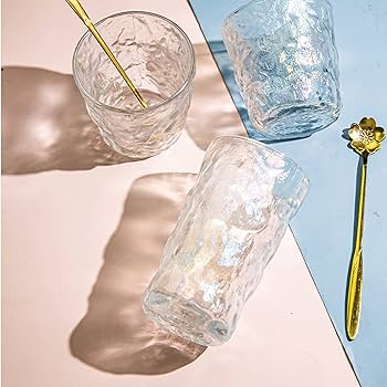 Amazon｜ガラスのコップ 色付きの氷河ガラスカップ2ピースセット